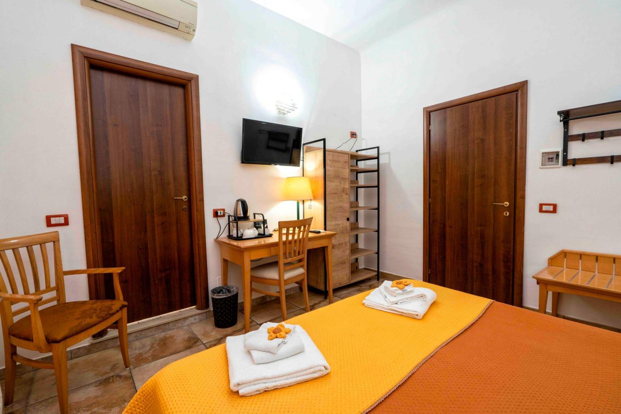קסטלמרה די סטביה Rodoflor Rooms מראה חיצוני תמונה